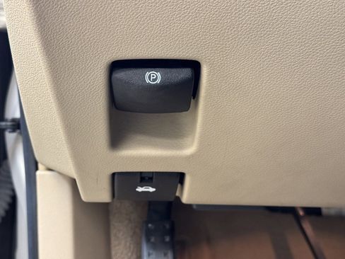 Used 2009 Cadillac CTS 3.6 AWD w/ Performance Luxury Package image 30