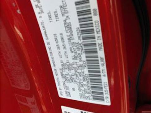 Used 2024 Toyota Tacoma TRD Sport w/ TRD Sport Upgrade Package image 21