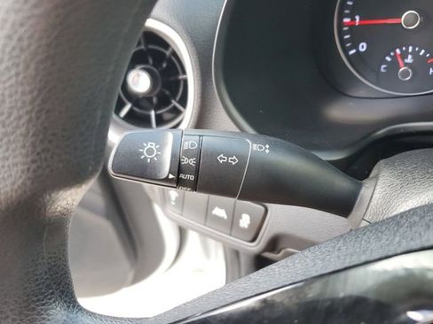 Used 2020 Kia Forte LXS image 30