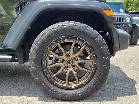Used 2024 Jeep Wrangler Unlimited Sport AWD/4WD image 6
