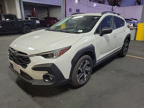 Used 2024 Subaru Crosstrek 2.0i Premium w/ Crosstrek Mirror Package image 2