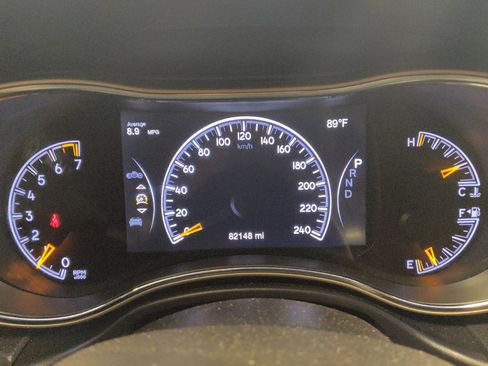 Used 2017 Jeep Grand Cherokee Laredo RWD image 23
