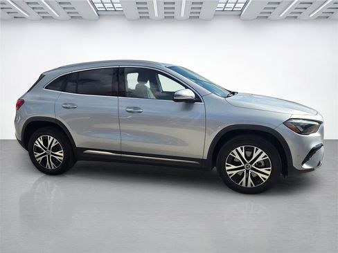 Used 2025 Mercedes-Benz GLA 250 image 2