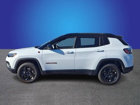 Used 2024 Jeep Compass Trailhawk w/ Trailhawk Convenience Group AWD/4WD image 7
