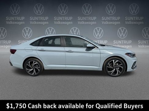 New 2026 Volkswagen Jetta SEL image 6