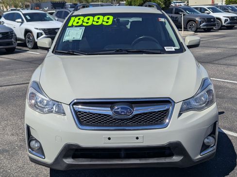 Used 2017 Subaru Crosstrek 2.0i Premium AWD/4WD image 6