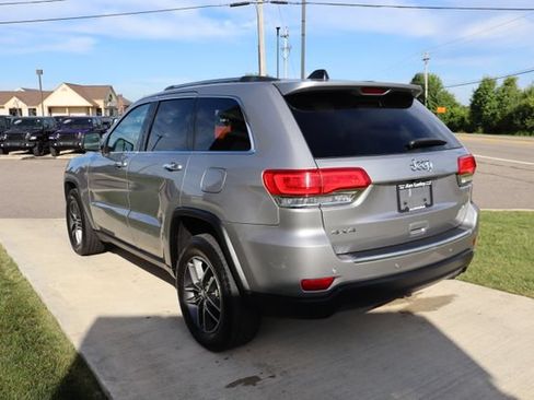 Used 2018 Jeep Grand Cherokee Limited AWD/4WD image 32