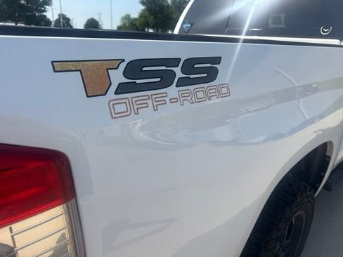 Used 2014 Toyota Tundra SR5 w/ SR5 Upgrade Package RWD image 4