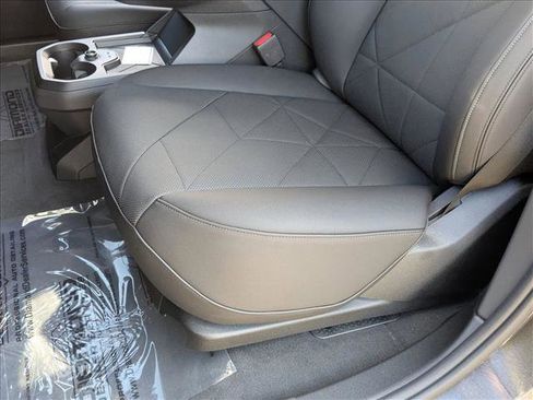 New 2026 BMW iX xDrive60 image 4