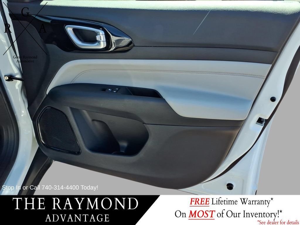 Used 2026 Jeep Compass Limited AWD/4WD image 10