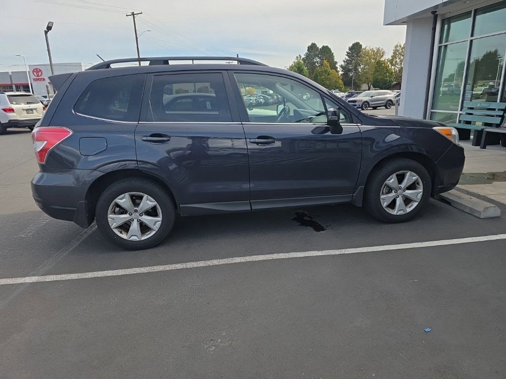 Used 2014 Subaru Forester 2.5i Touring AWD/4WD image 8