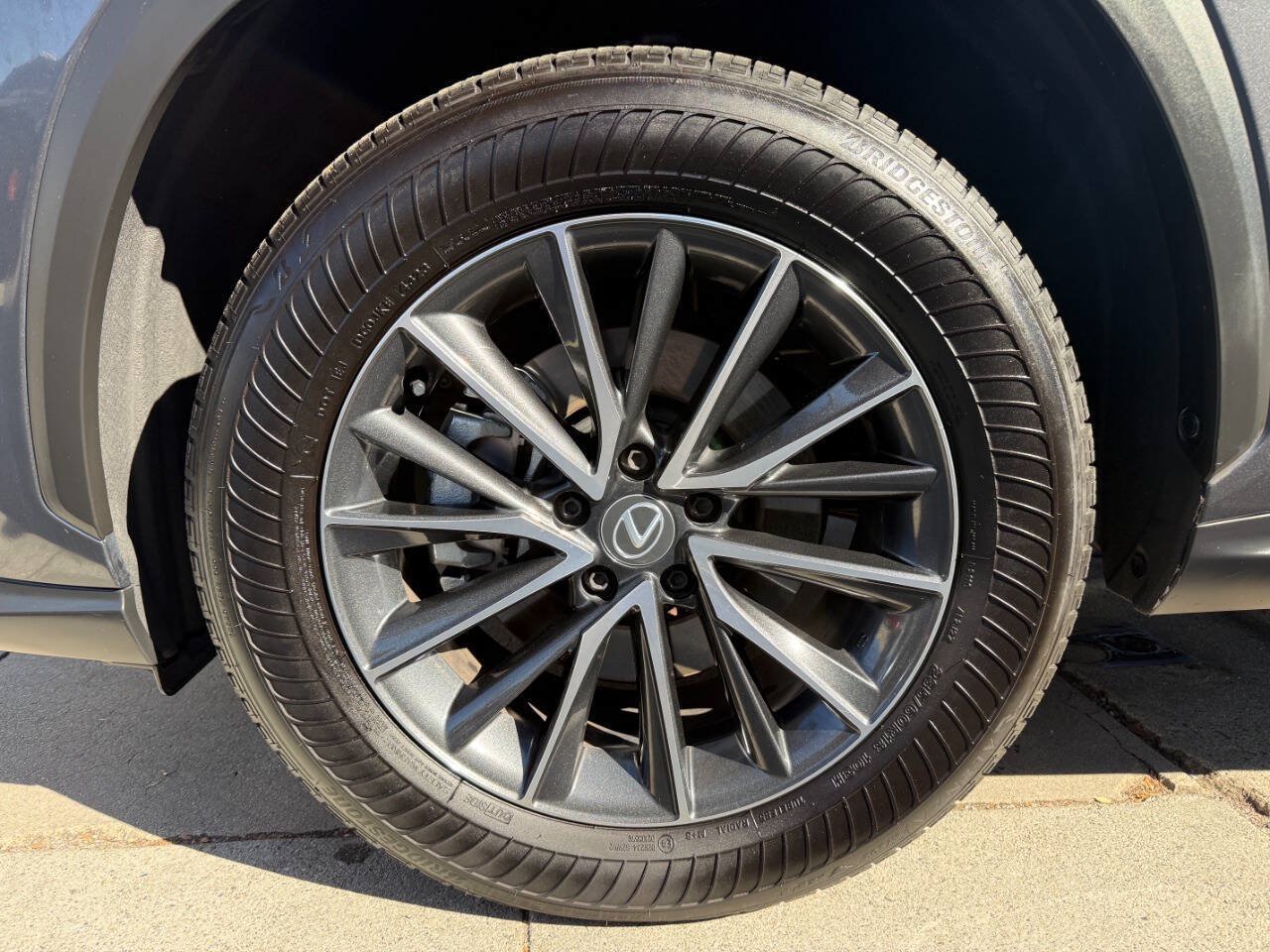 Used 2024 Lexus NX 250 FWD w/ Cold Area Package image 21