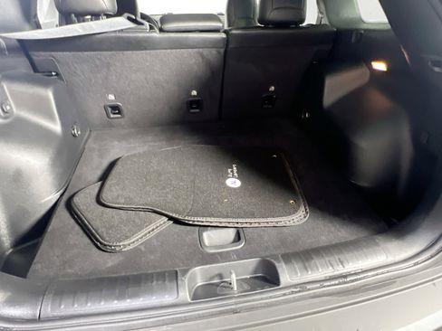 Used 2022 Jeep Cherokee Trailhawk image 24