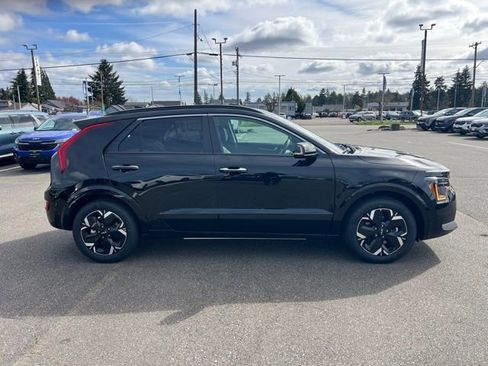 New 2026 Kia Niro Wave FWD image 6