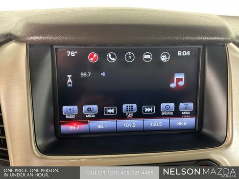 Used 2016 GMC Yukon Denali w/ Open Road Package RWD image 38
