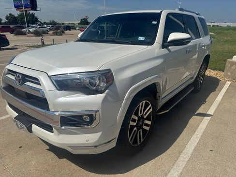 Used 2022 Toyota 4Runner Limited RWD image 13
