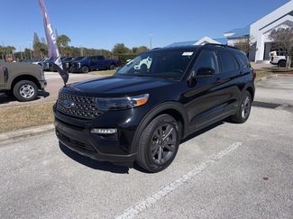 Used 2023 Ford Explorer XLT w/ Equipment Group 202A video 1