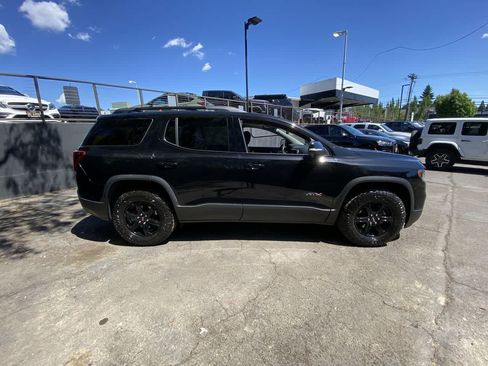 Used 2022 GMC Acadia AT4 w/ Preferred Package AWD/4WD image 7