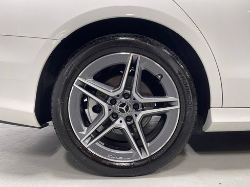 Used 2023 Mercedes-Benz E 350 4MATIC Sedan image 15