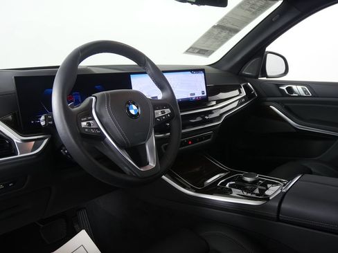 Used 2026 BMW X5 sDrive40i RWD image 12