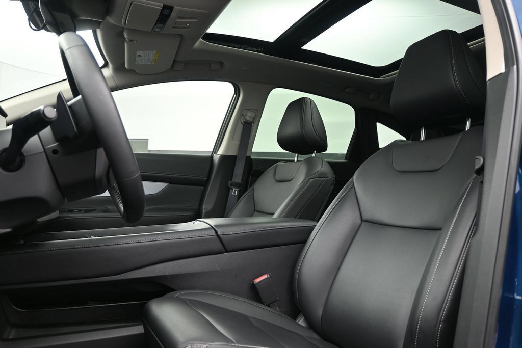 Certified 2025 Nissan Murano SL AWD/4WD image 14