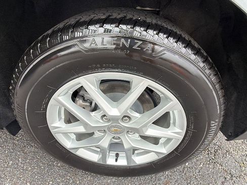 Used 2024 Chevrolet Equinox LT AWD/4WD image 32