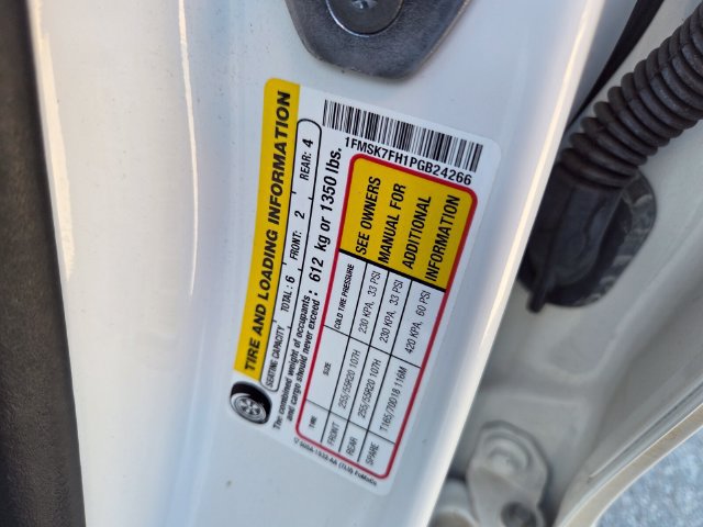 Used 2023 Ford Explorer Limited w/ Equipment Group 301A RWD image 19