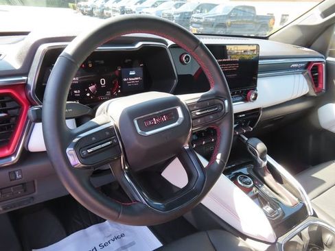 Used 2023 GMC Canyon AT4X w/ Edition 1 AWD/4WD image 16