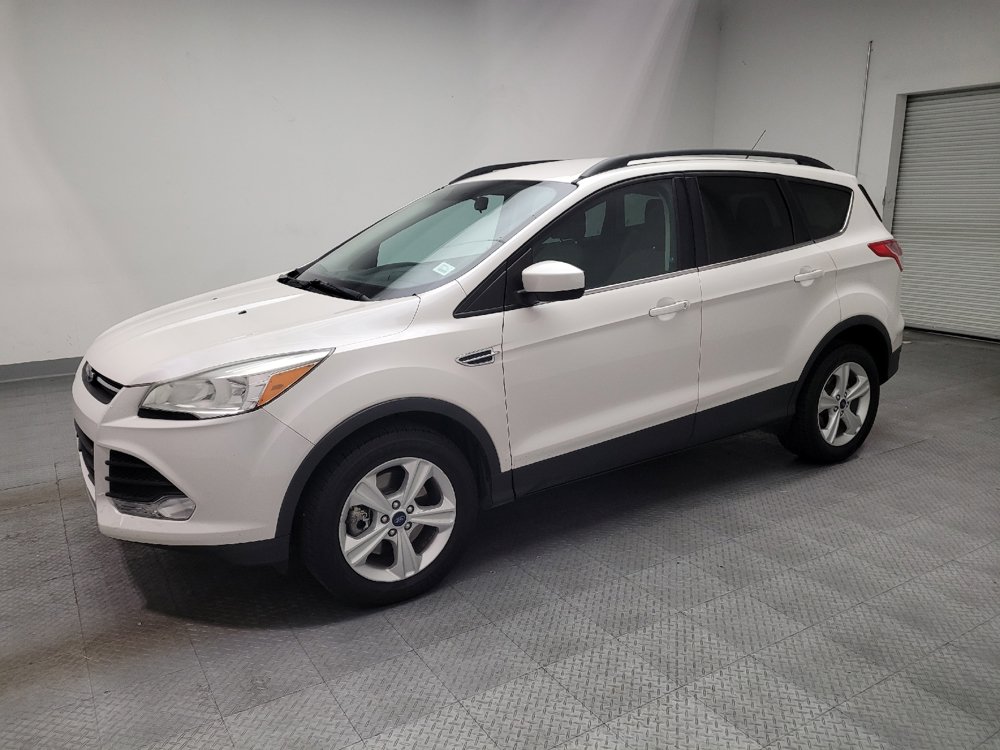 Used 2015 Ford Escape SE w/ Equipment Group 201A AWD/4WD image 2
