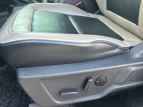 Used 2024 Ford Bronco Wildtrak AWD/4WD image 23