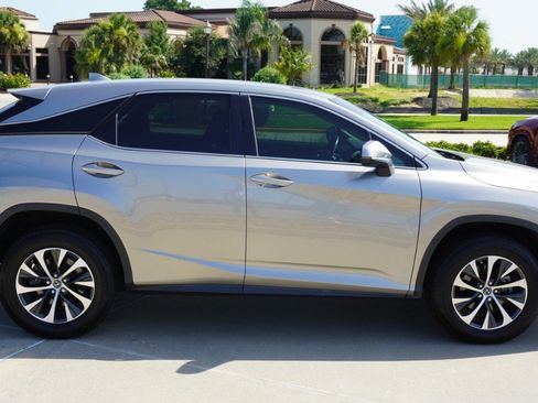 Used 2020 Lexus RX 350 FWD w/ Accessory Package image 4