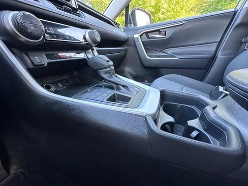 Used 2020 Toyota RAV4 XLE w/ All Weather Liner Package AWD/4WD image 15