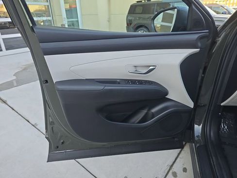 New 2026 Hyundai Tucson SE image 13
