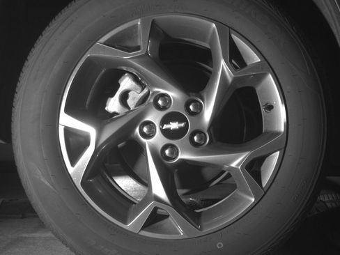 Used 2025 Chevrolet Trax LT FWD image 15