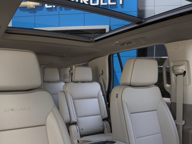 New 2026 GMC Yukon Denali w/ Sun & Power Step Package AWD/4WD image 24