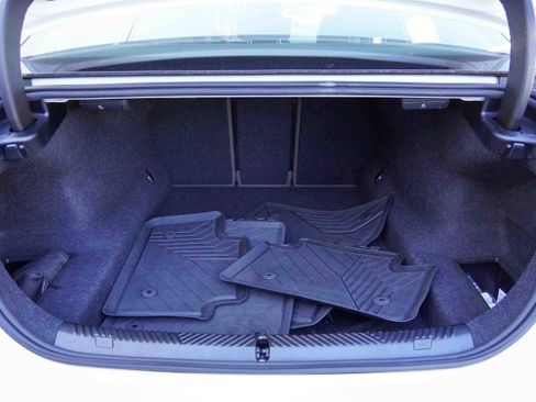 Certified 2025 BMW 530i xDrive image 39