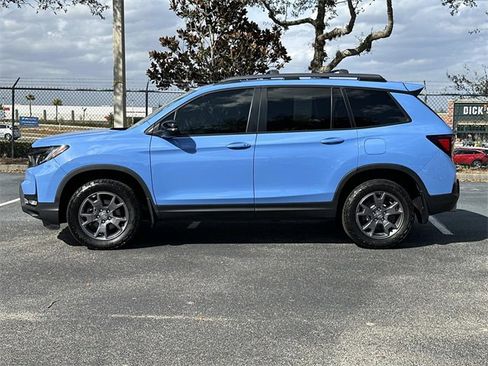 Certified 2024 Honda Passport TrailSport image 6