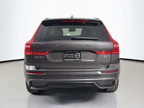 Certified 2023 Volvo XC60 B5 Plus w/ Protection Package Premier AWD/4WD image 7