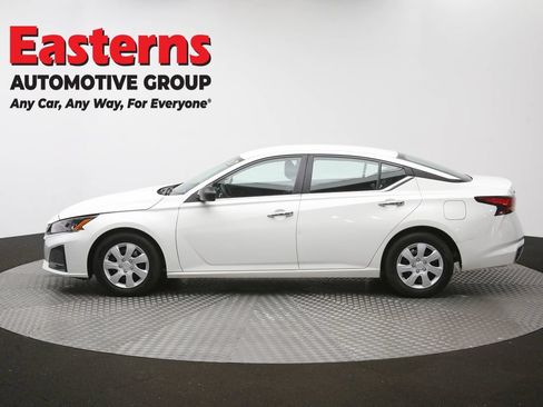 Used 2024 Nissan Altima 2.5 S FWD image 58