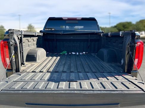 Used 2020 GMC Sierra 1500 SLT w/ SLT Premium Package image 25