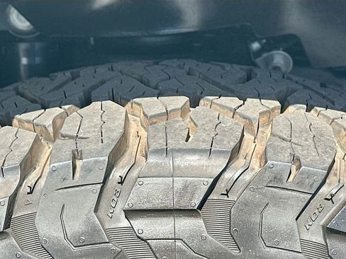 Used 2025 INEOS Grenadier Fieldmaster Edition image 31