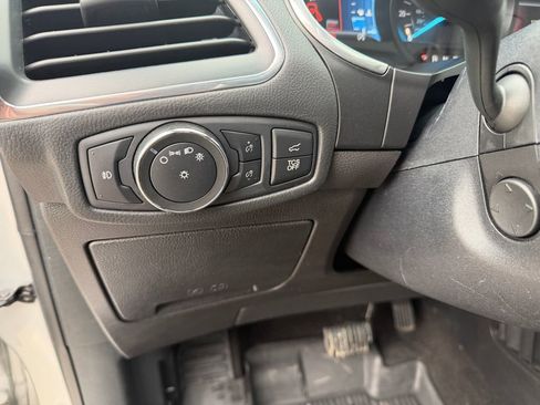 Used 2019 Ford Edge Titanium w/ Equipment Group 301A image 18