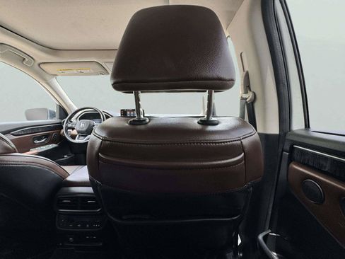 Used 2025 Honda Pilot Elite image 56