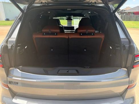 Used 2024 BMW X7 M60i w/ Executive Package AWD/4WD image 22