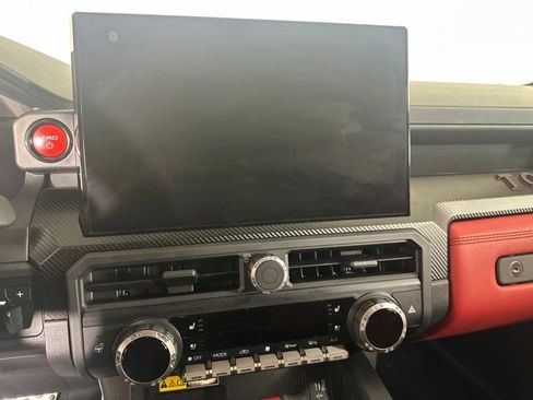 Used 2025 Toyota Tacoma TRD Pro w/ Tow Tech Package AWD/4WD image 13