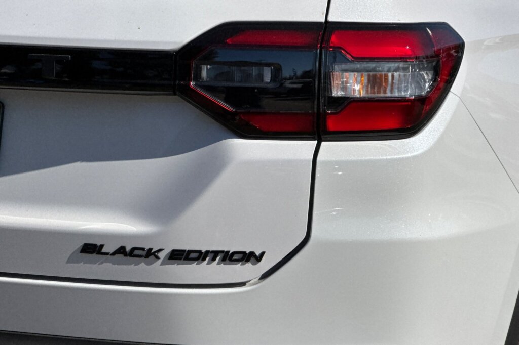 New 2026 Honda Pilot Black Edition image 33