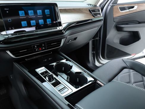 New 2026 Volkswagen Atlas SE FWD image 63