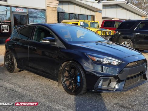 Used 2017 Ford Focus RS image 9
