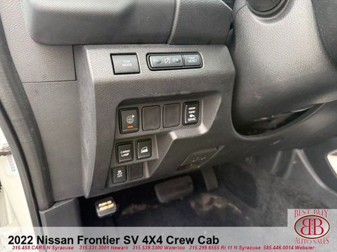 Used 2022 Nissan Frontier SV AWD/4WD image 17