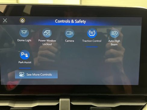 Used 2026 Chevrolet Equinox LT FWD image 60